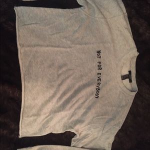 Long sleeve, gray, cropped shirt